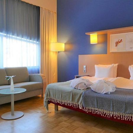 Hotel Bepop Пори Екстериор снимка