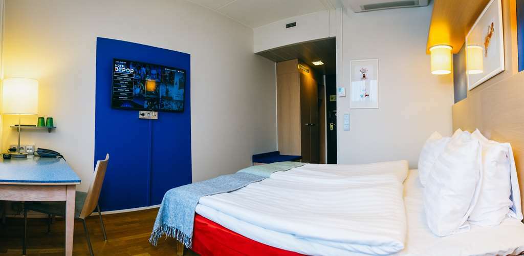 Hotel Bepop Пори Стая снимка