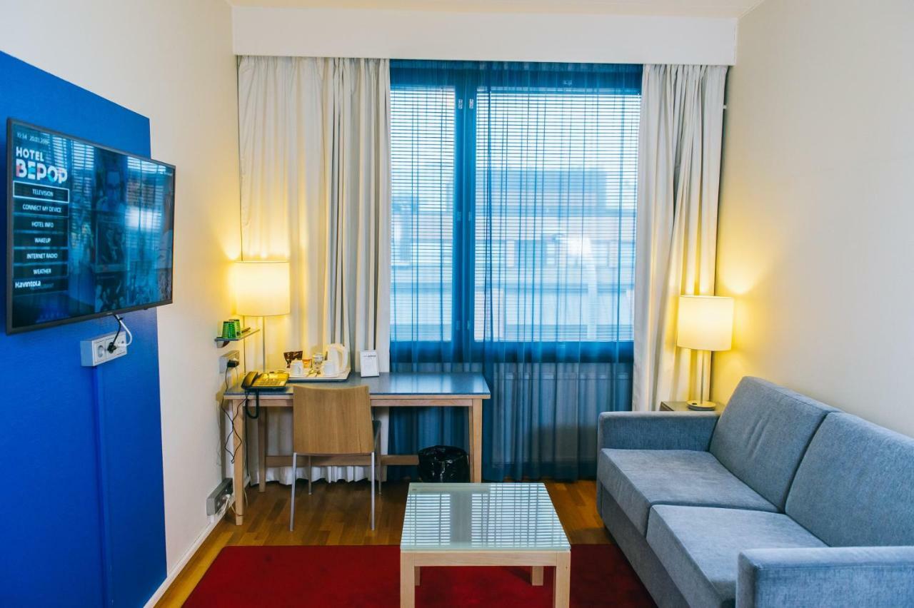 Hotel Bepop Пори Екстериор снимка