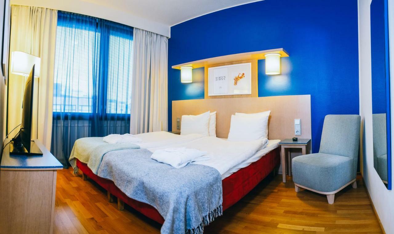 Hotel Bepop Пори Екстериор снимка