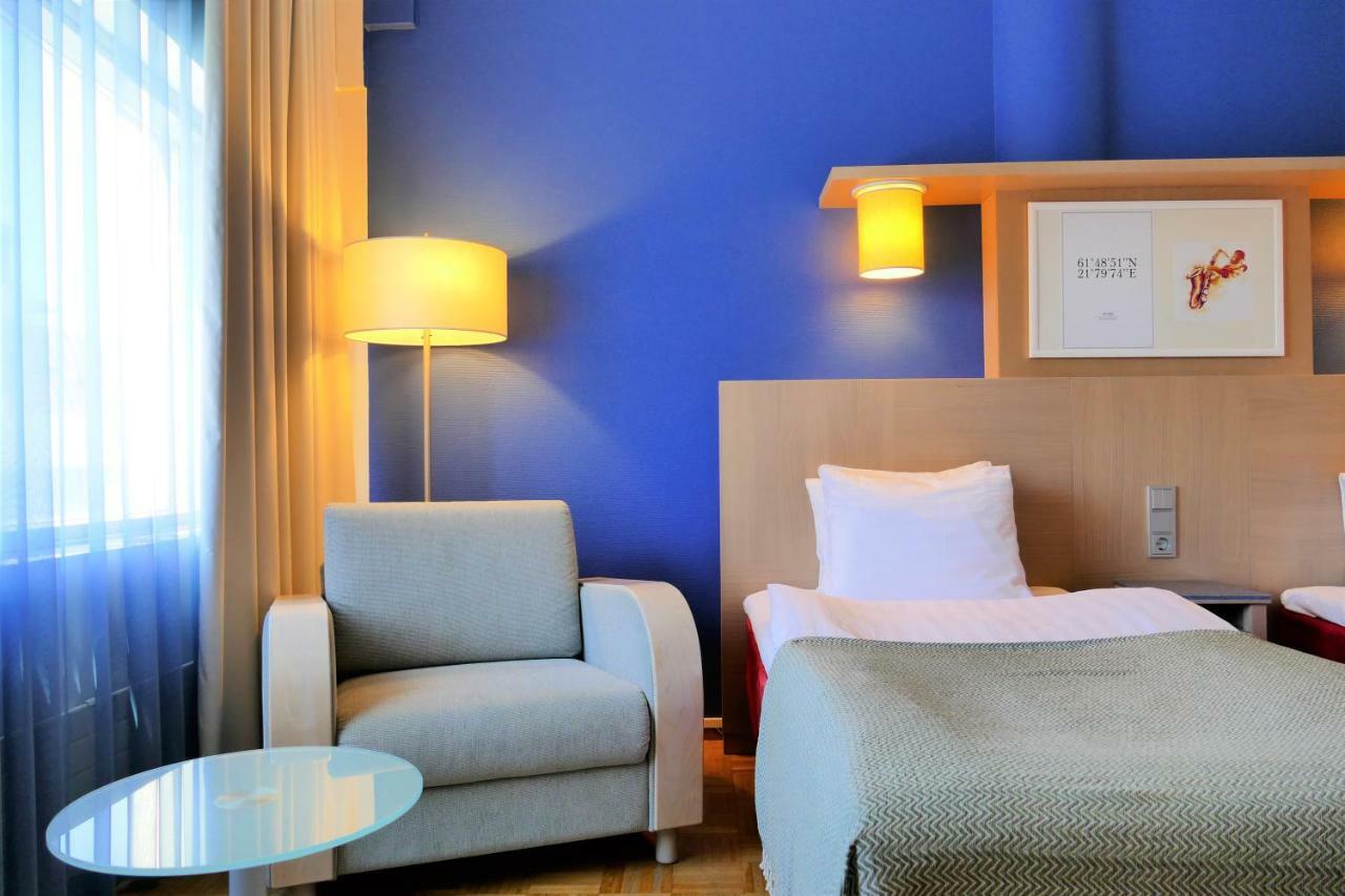 Hotel Bepop Пори Екстериор снимка