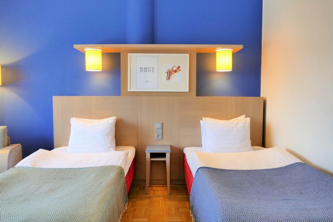 Hotel Bepop Пори Екстериор снимка