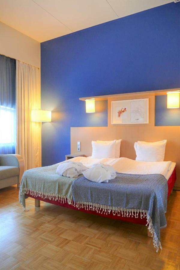 Hotel Bepop Пори Екстериор снимка